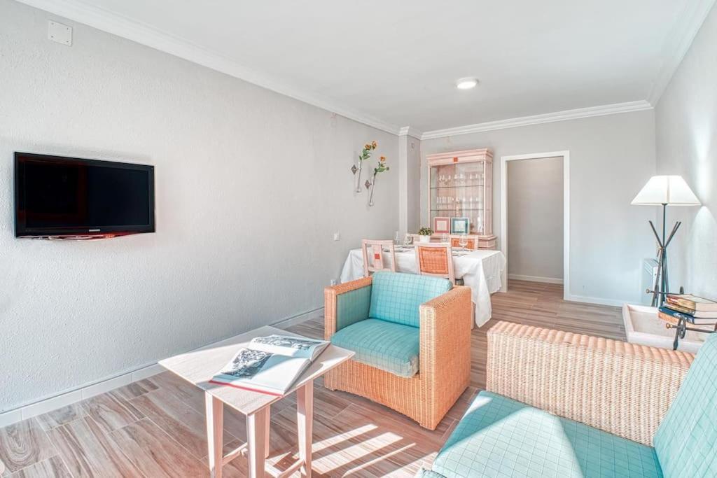 Apartamento New Folch Sevilla B Sevilha Exterior foto