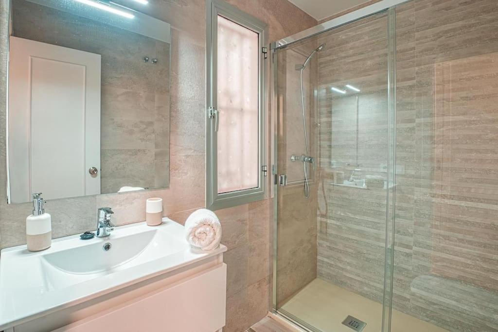 Apartamento New Folch Sevilla B Sevilha Exterior foto